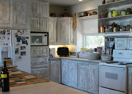 Kitchen at Wavecrest bed and breakfast on Pelee Island