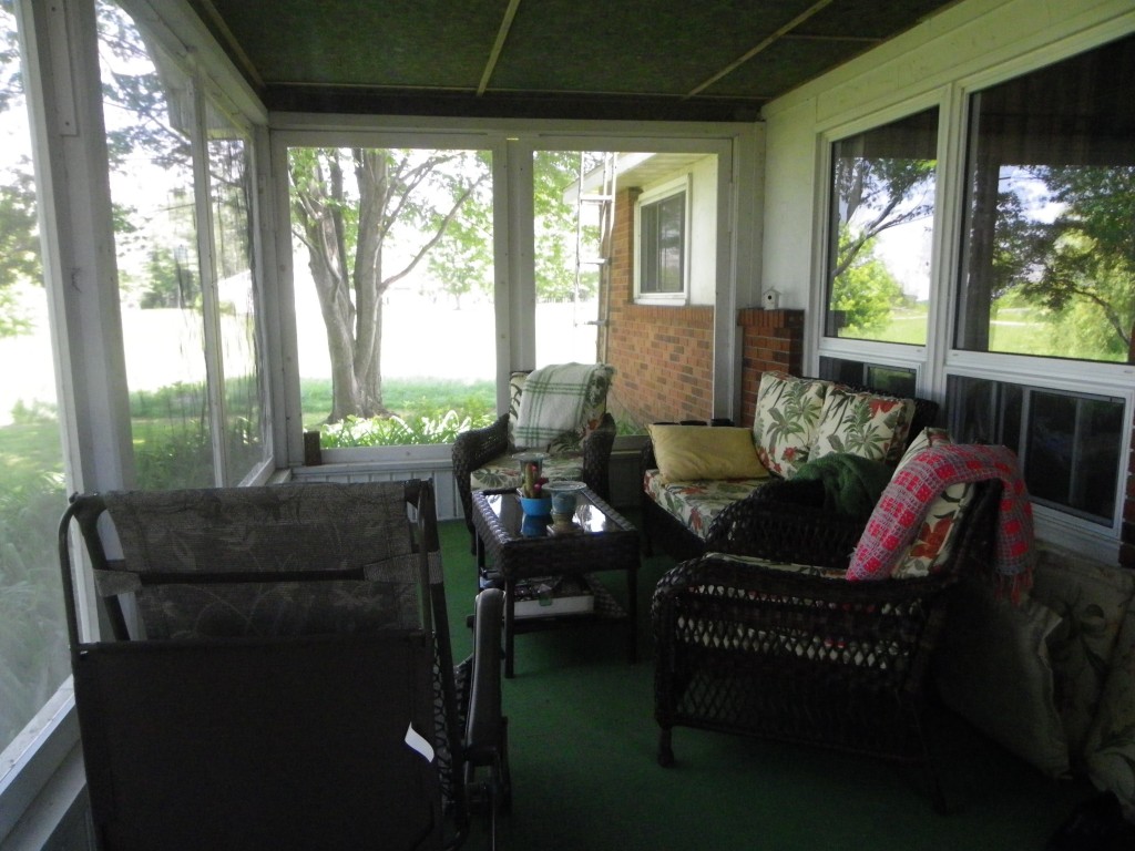 Covered porch at Pelee Island Escape cottage